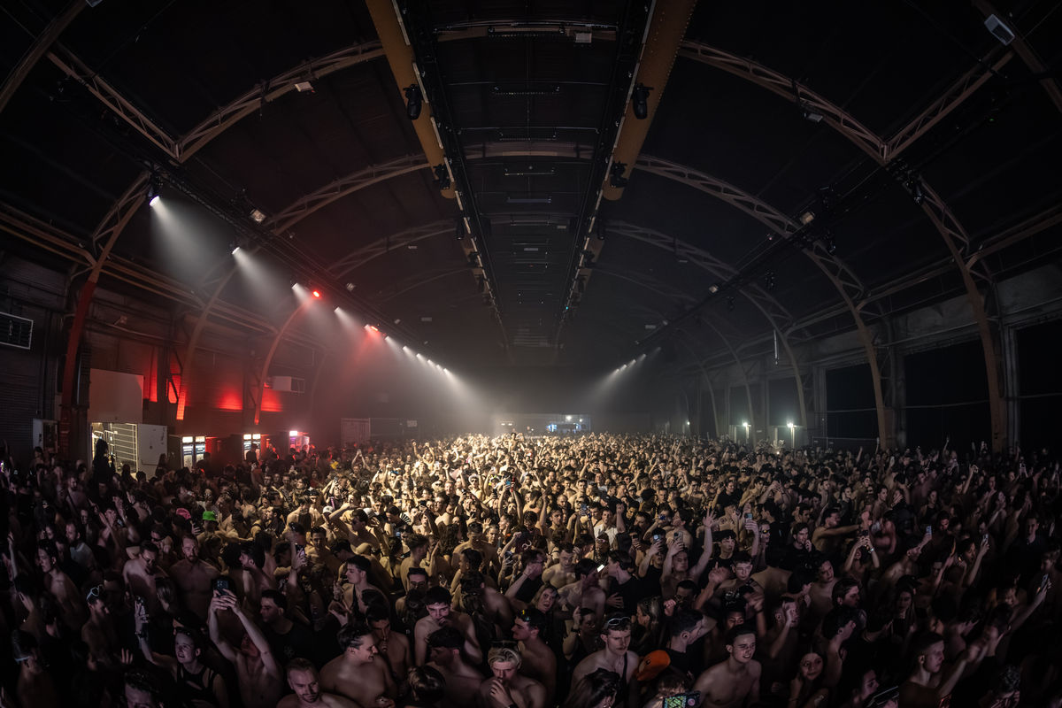 Loading... just a sec